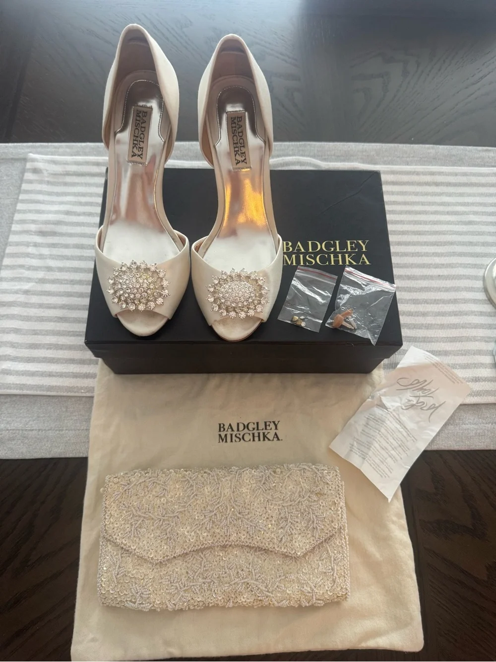 Badgley Mischka Lacie Ivory Satin Crystal Peep Toe Heels Size 7.5M w/ Box